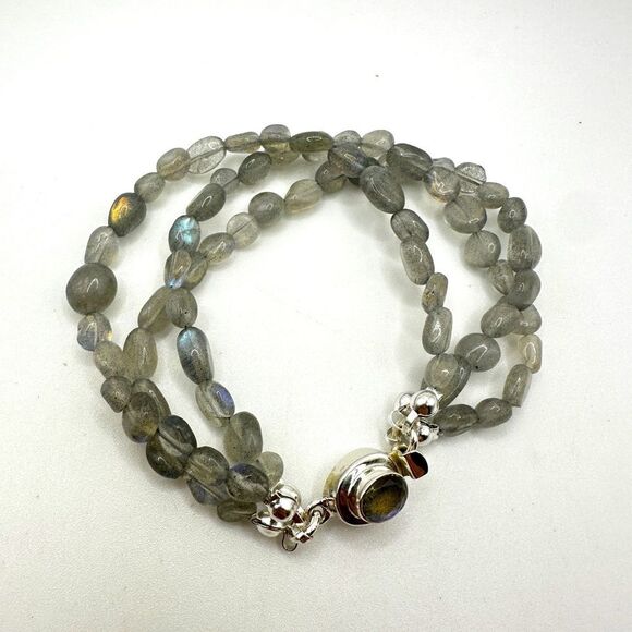 NWOT Labradorite and sterling silver, triple stranded bracelet! - Picture 1 of 10